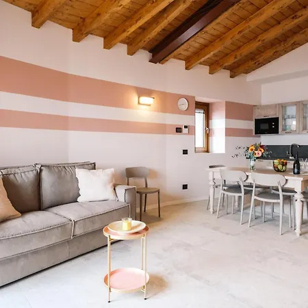 Terrazza Sulle Mura Apartamento Predore