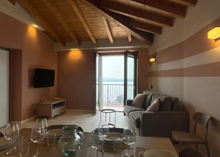 Terrazza Sulle Mura Apartamento Predore